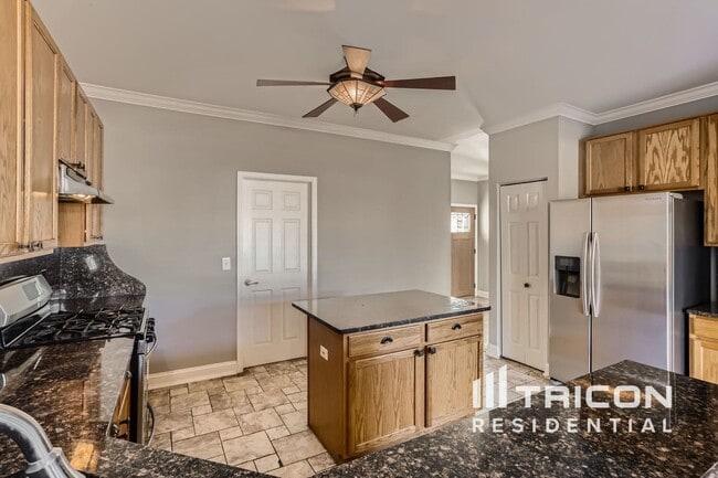 Building Photo - 12214 Magnolia Ct