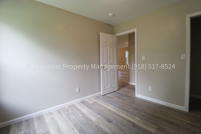 Building Photo - Beautiful Newly Built 3 Bedroom House! Available for Immediate Move in!