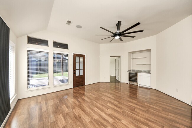 Building Photo - 27427 Channing Springs Dr