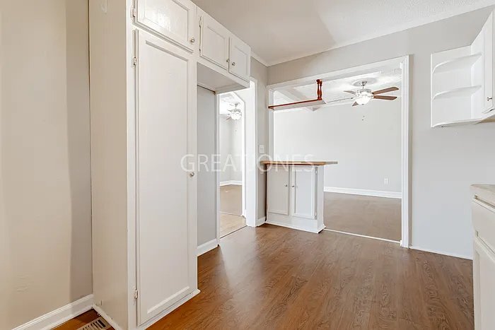 Building Photo - 2816 Friendly Ln