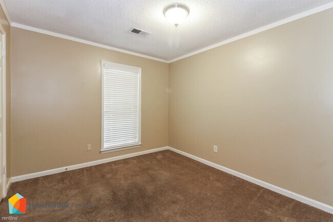 Building Photo - 3 br, 2 bath House - 6708 Henredon Dr