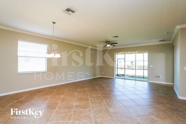 Building Photo - 3501 E Hampton Cir