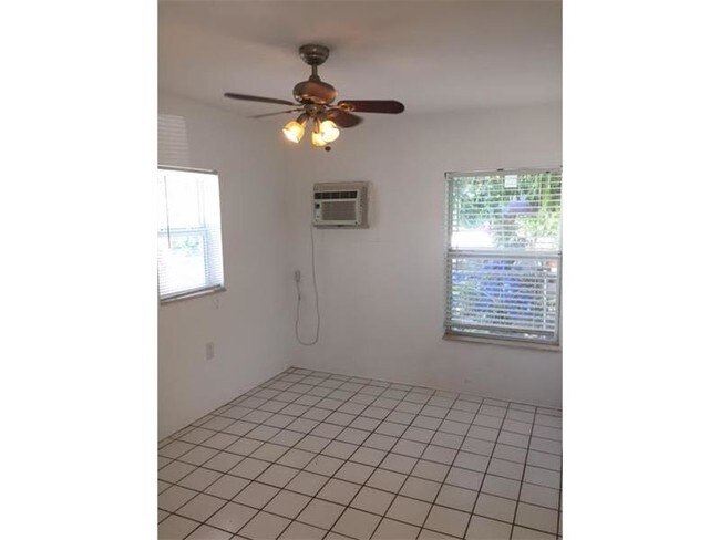 Building Photo - 1838 Fillmore St