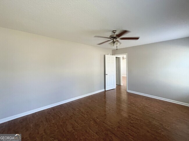 Building Photo - 104 Sugar Maple Way