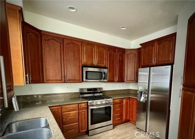 Building Photo - 32 Melrose Dr