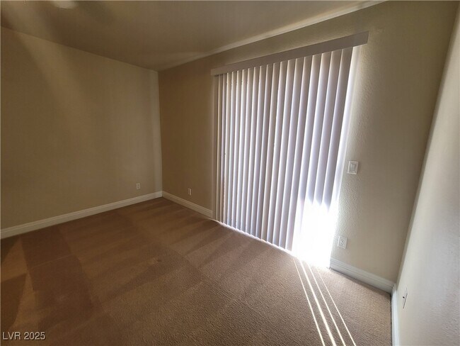 Building Photo - 2801 N Rainbow Blvd