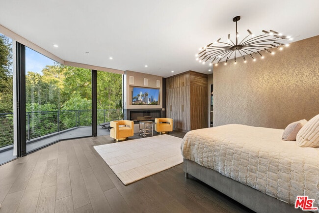 Building Photo - 3712 Broadlawn Dr