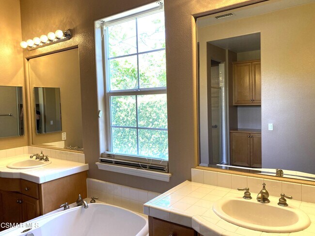 Building Photo - 4501 Via Rio