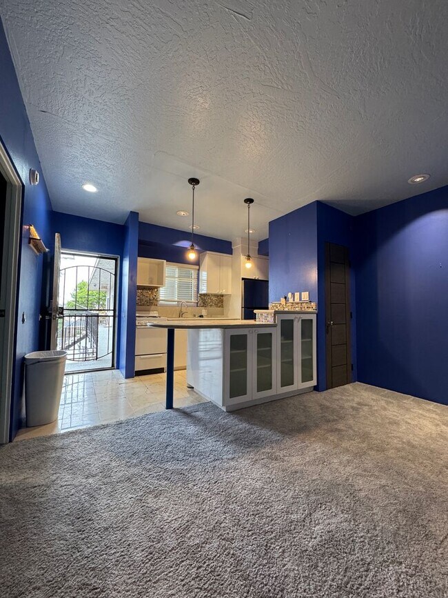 Building Photo - 445 Washington Blvd