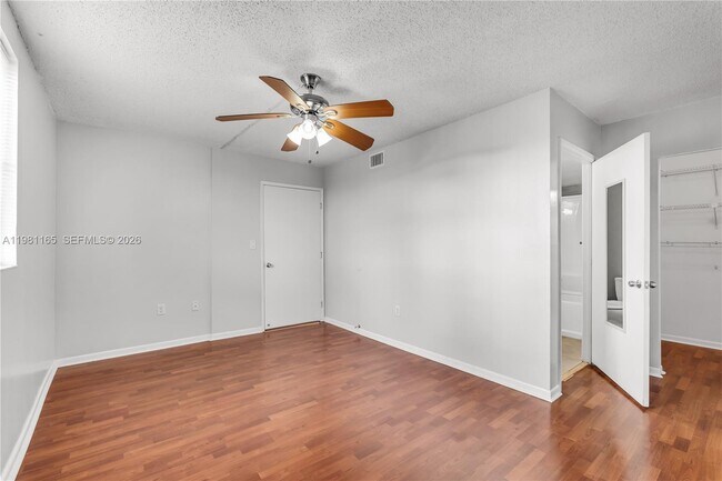 Building Photo - 14961 SW 82nd Ln