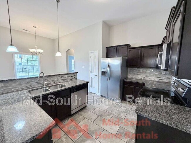 Building Photo - 7472 Kylan Dr