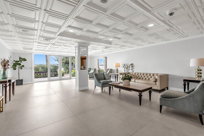 Building Photo - 11111 Biscayne Blvd