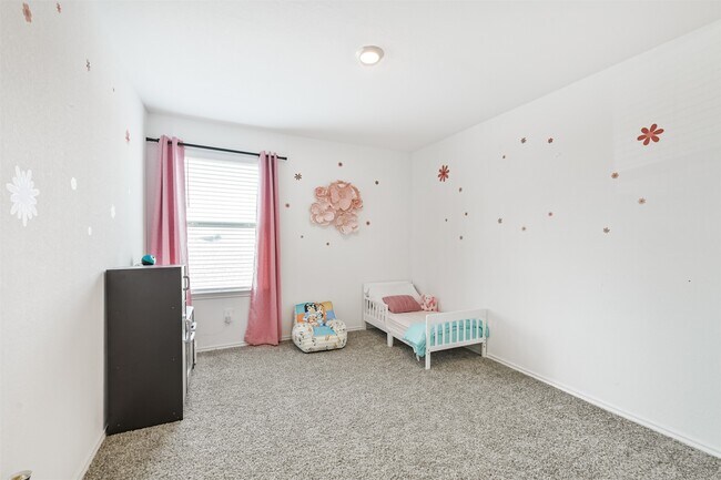 Building Photo - 14793 Hazel Br Dr