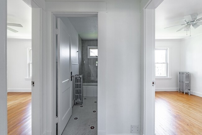 Building Photo - 120 Hillside Ave