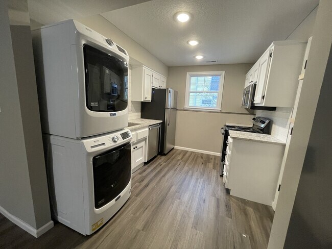 Building Photo - 1708 Kentucky St