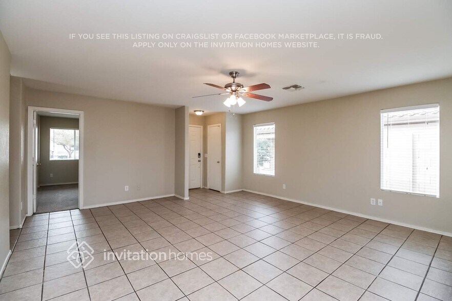 Building Photo - 7226 W Hess Ave