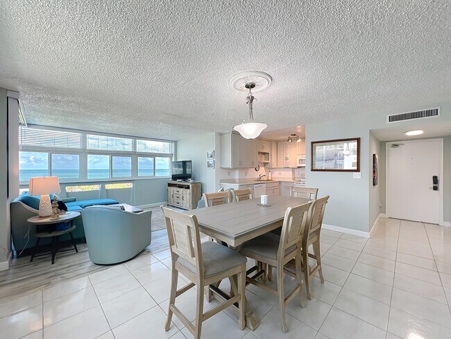 Building Photo - 2020 N Atlantic Ave