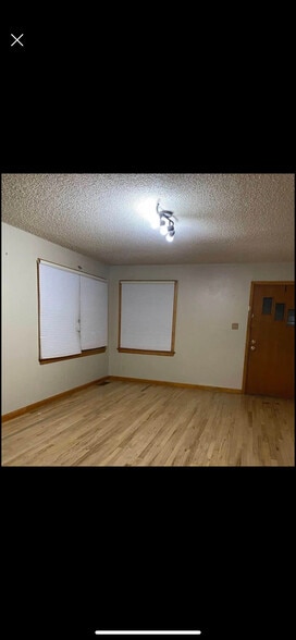 Building Photo - 1620 E 18th St