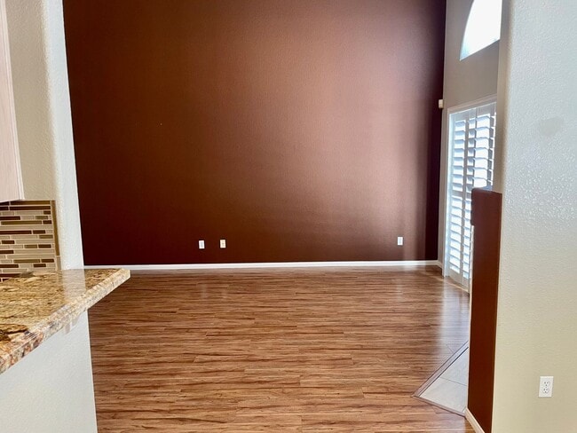 Building Photo - Hidden Gem in Gated Community - Summerlin