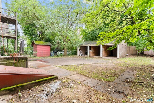 Building Photo - 260 Orchard St