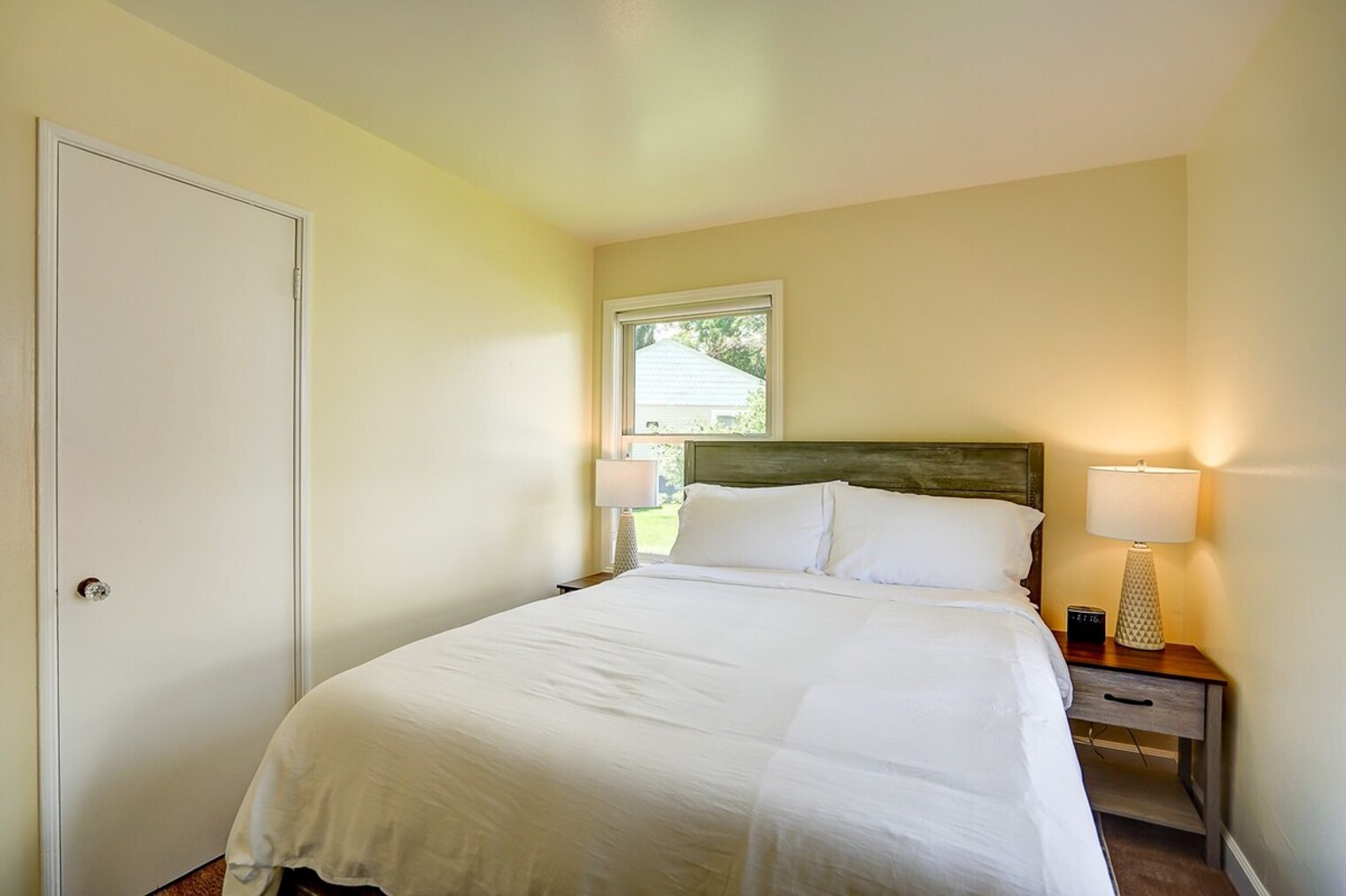 Building Photo - 88 Craig Ave