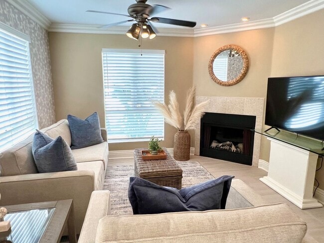 Primary Photo - Fully Furnished Coastal Condo