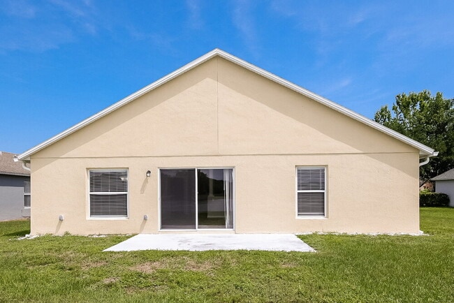 Building Photo - 4640 Sandhurst St