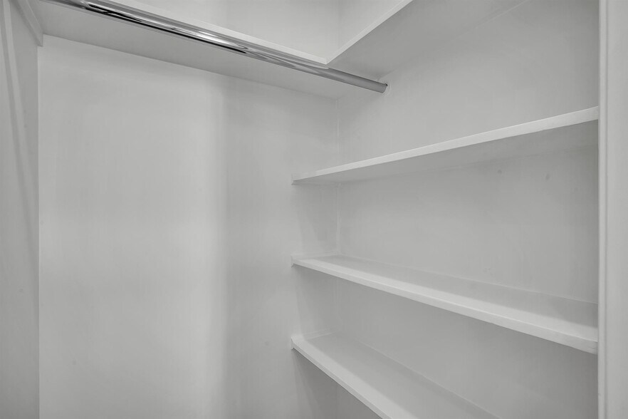 Building Photo - 8447 Kittyhawk Ave