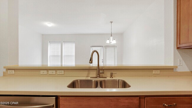 Building Photo - 217 Sand Oak Blvd