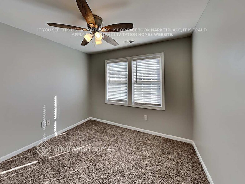 Building Photo - 3605 Saguaro Ct