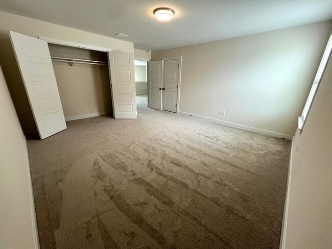 Building Photo - 4826 Annabell Cir S