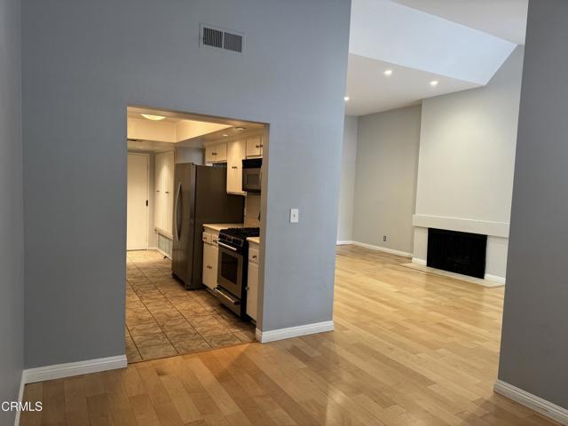 Building Photo - 250 Cordova St