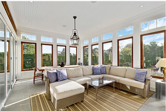 Building Photo - 95 Meadowmere Pl