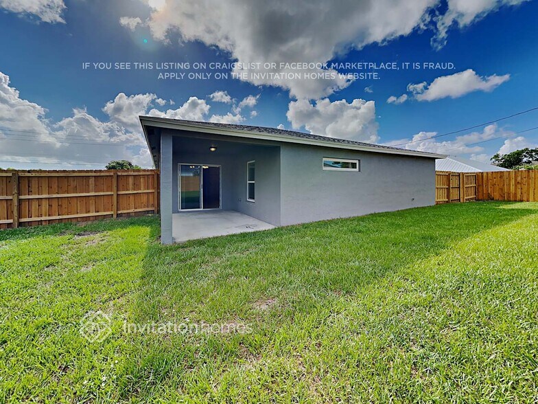 Building Photo - 4310 SW Darwin Blvd