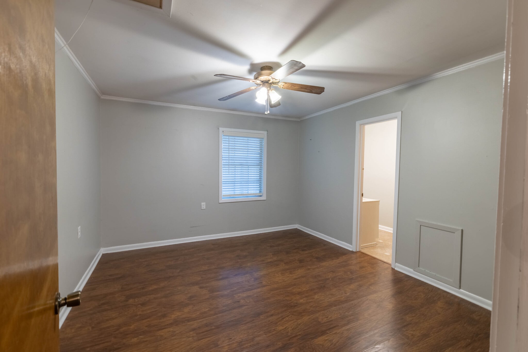 Master Bedroom - 311 Linden Cir