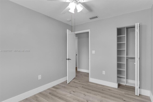 Building Photo - 3771 SW 99th Ave