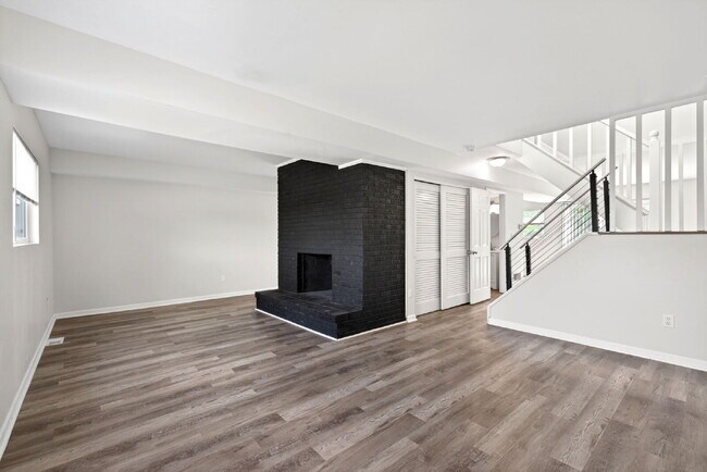 Building Photo - 931 Waycross Rd