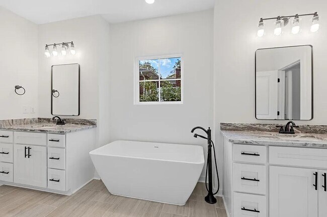 Building Photo - 125 Wilbon Cir