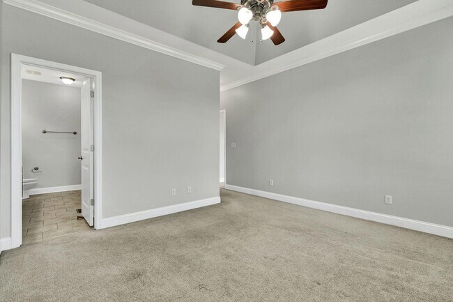 Building Photo - 955 Dodie Dr