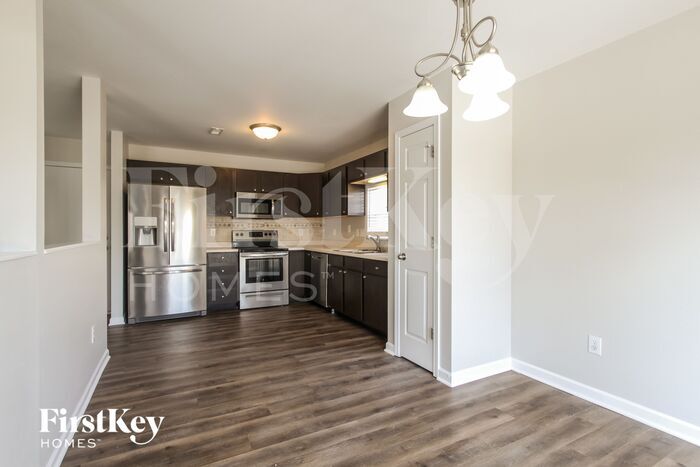 Building Photo - 13731 Ayrshire Cir
