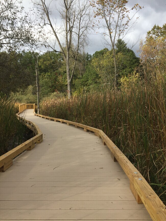 Building Photo - 30 Whistler Ct