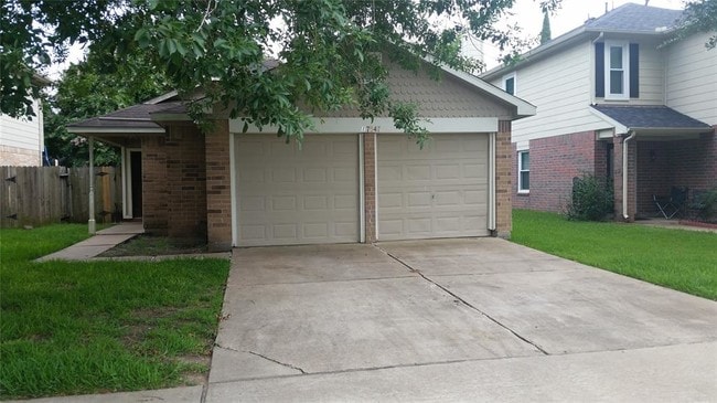Building Photo - 17547 Pattiglen Dr