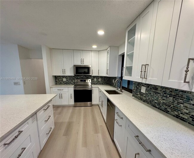 Building Photo - 2159 Baton Rouge