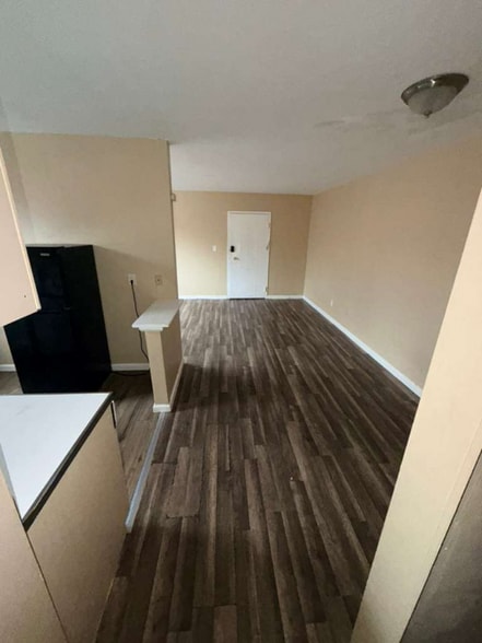 Building Photo - 13955 Superior Rd