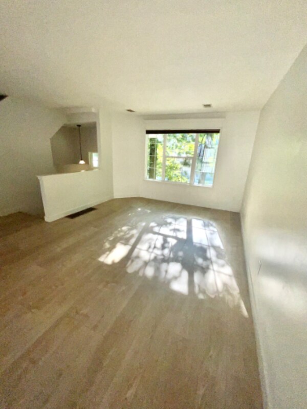 Building Photo - 6340 Quail Run Dr