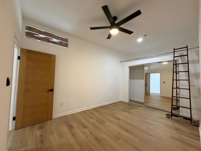 Building Photo - 24th Street Lofts