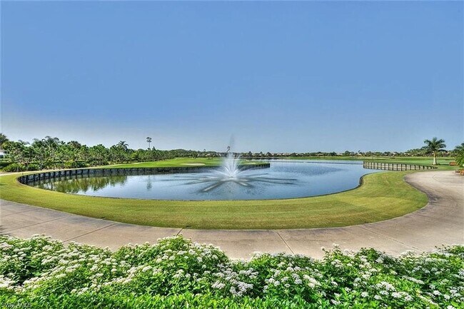 Building Photo - 3 bedroom 2 bath pool home in Colonial Cou...