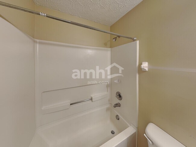 Building Photo - 7901 Chapel Stone Rd