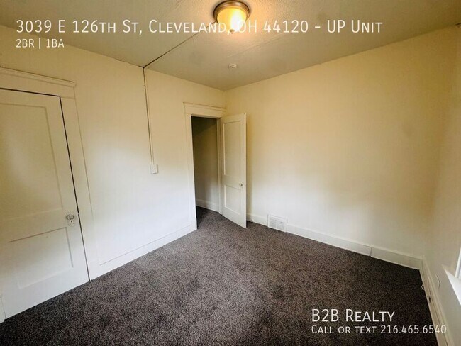 Building Photo - 3039 E 126th St