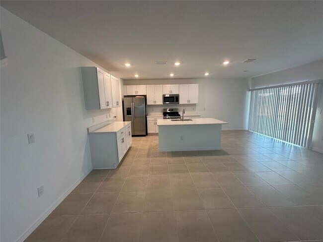 Building Photo - 11228 Fieldstone Dr